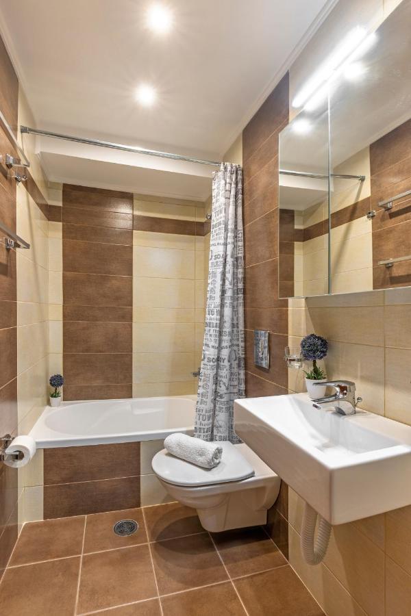 Rhodes City Central Luxurious Apartments Close To The Sea מראה חיצוני תמונה